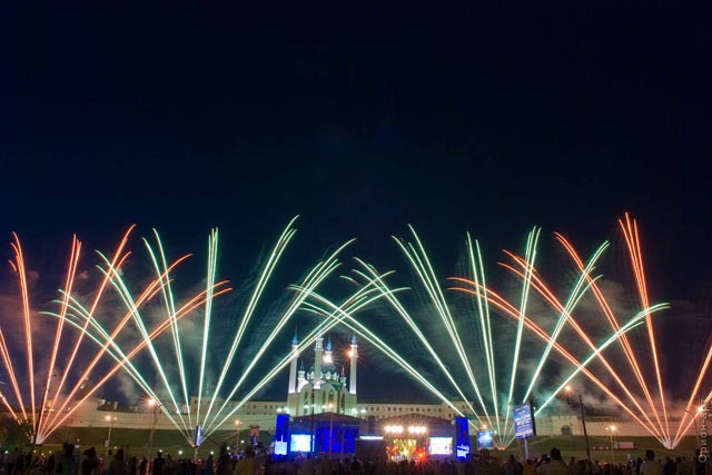 Большой фейерверк в Казани для музыкального фестиваля